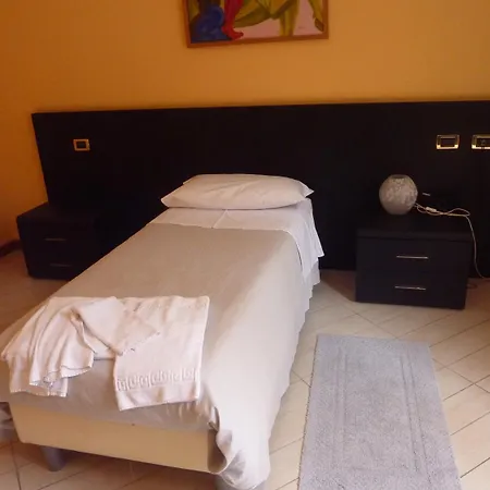 Otel Padus Meuble Parma 3*