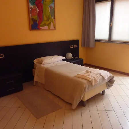 Padus Meuble Parma מלון San Quirico (Sissa Trecasali)